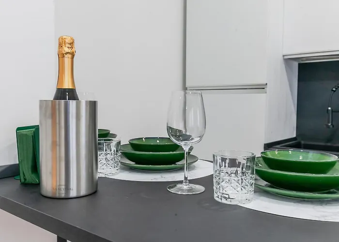 Lägenhet Garden M3 Duomo 12 Min Milano